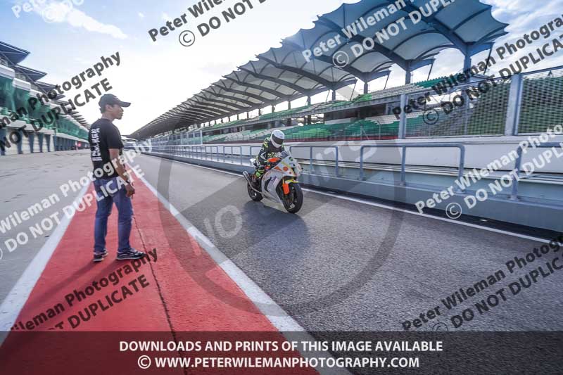Sepang;event digital images;motorbikes;no limits;peter wileman photography;trackday;trackday digital images